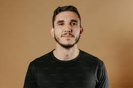 Hi I'm JoeGold